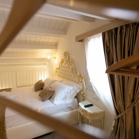Ca' Vittoria Boutique House Apartsuite Кьоджа Экстерьер фото