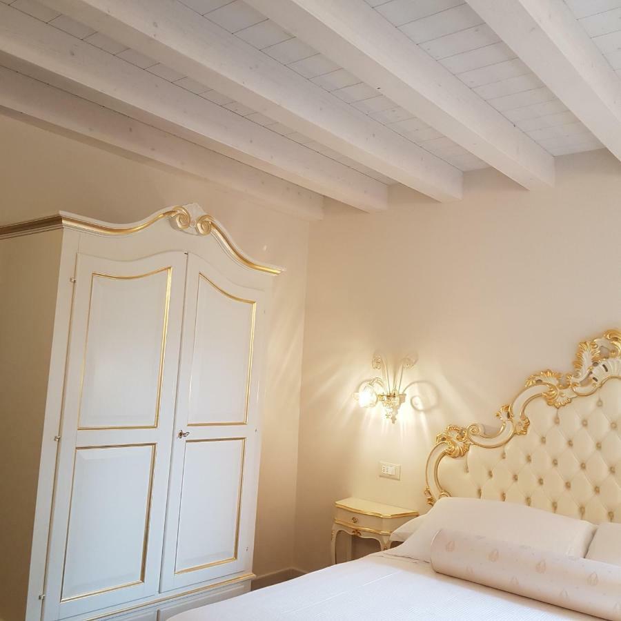 Ca' Vittoria Boutique House Apartsuite Кьоджа Экстерьер фото