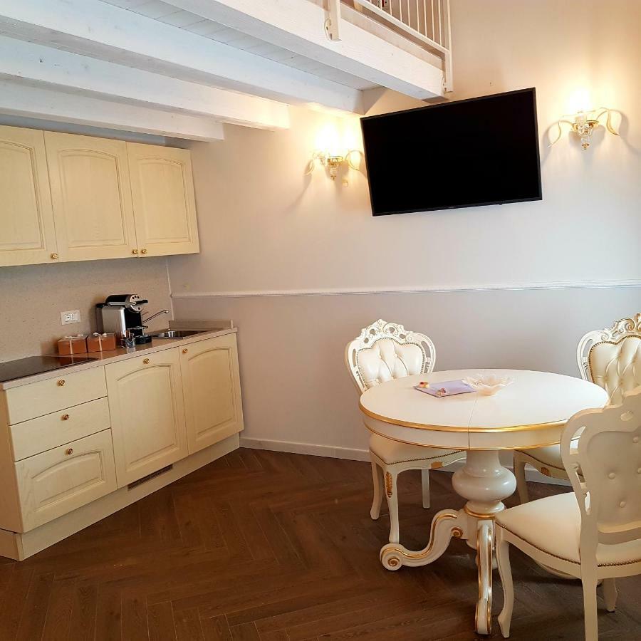 Ca' Vittoria Boutique House Apartsuite Кьоджа Экстерьер фото