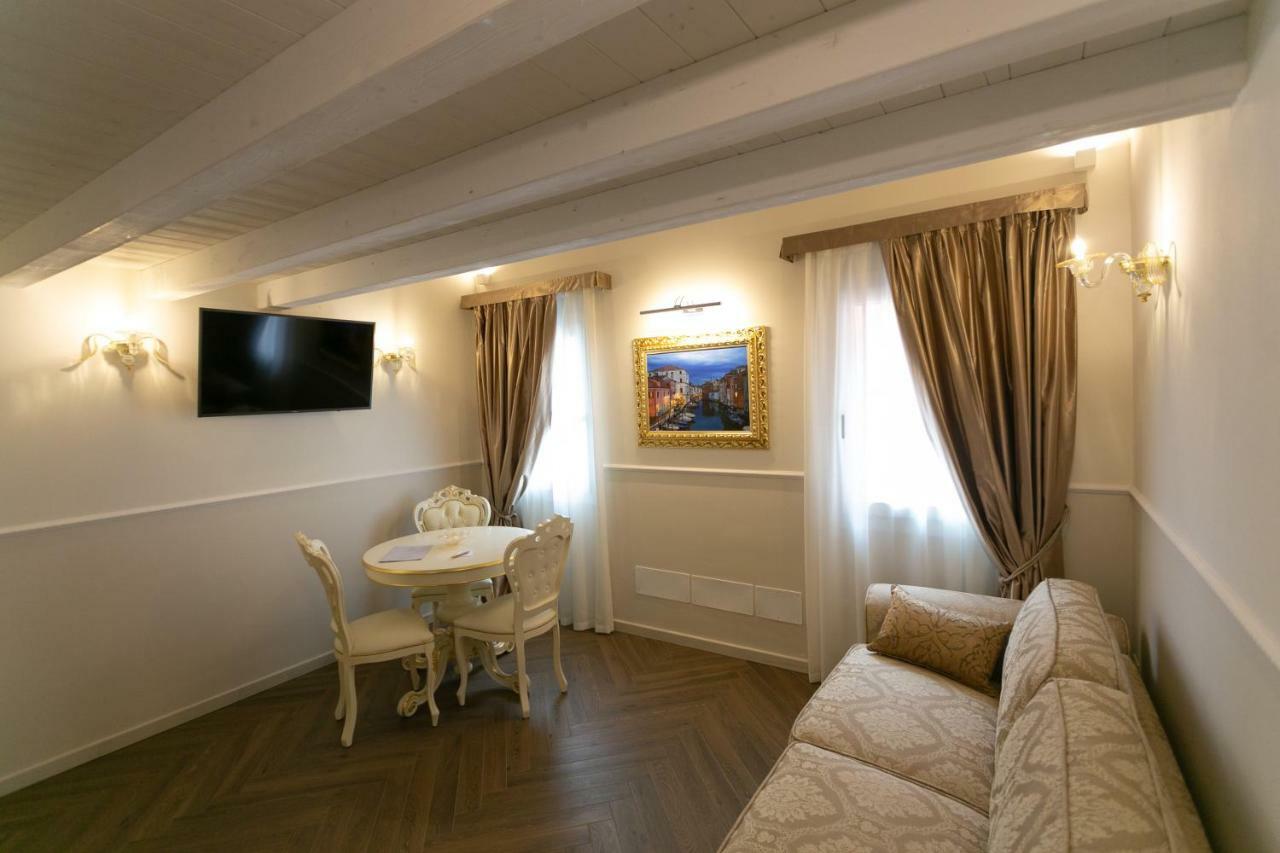 Ca' Vittoria Boutique House Apartsuite Кьоджа Экстерьер фото