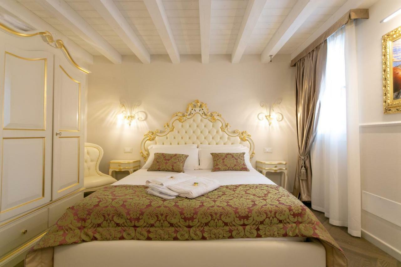 Ca' Vittoria Boutique House Apartsuite Кьоджа Экстерьер фото